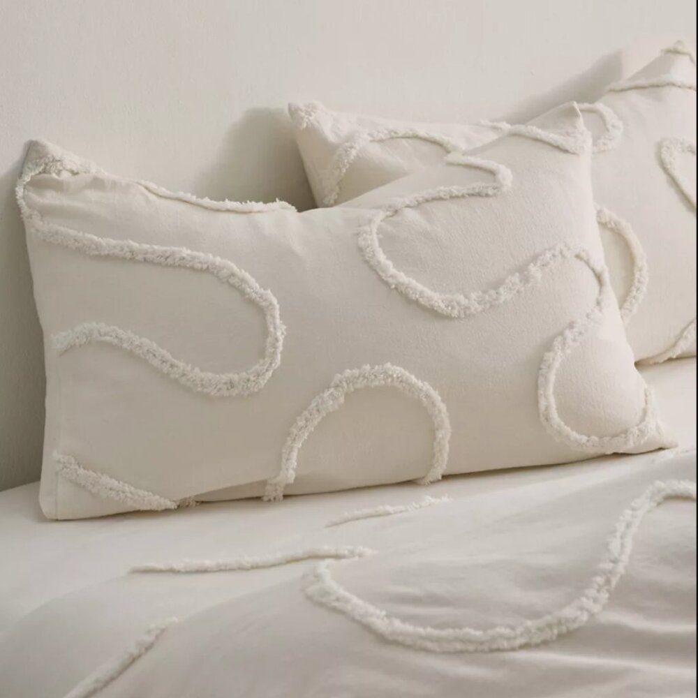 Quinn Wiggle 100% Cotton Cream Tufted King Sham Set 20x36"
